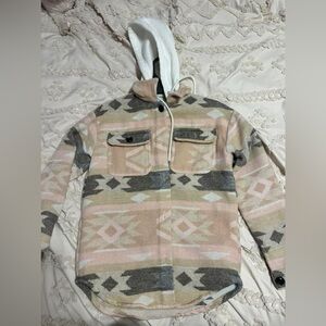 Women’s jacket with hood